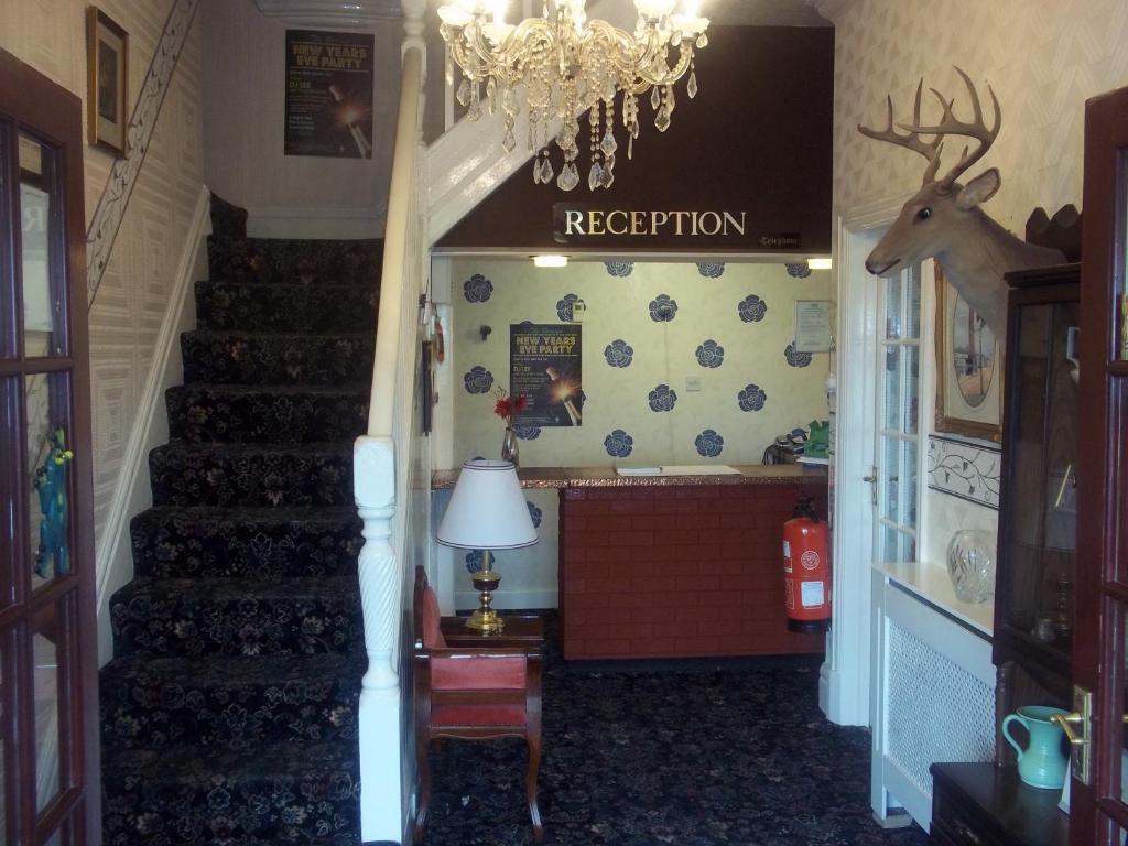 The Berwyn Guest Accommodation Блекпул Екстериор снимка